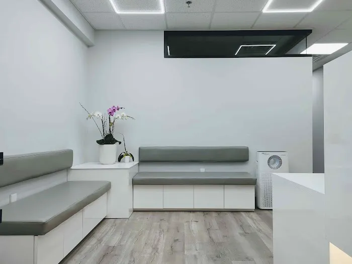 SM Chiropractic & Acupuncture Picture 1