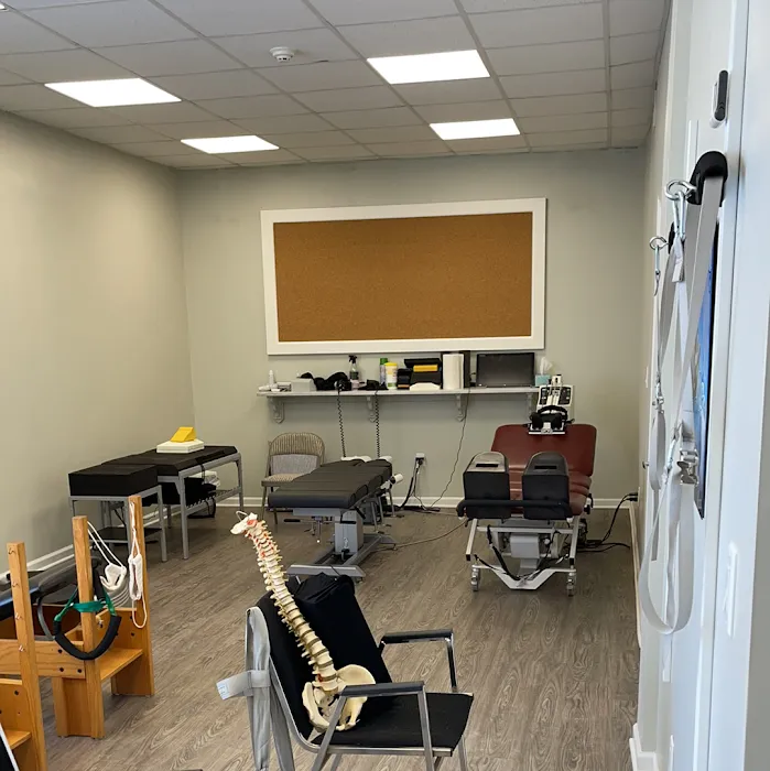 Landi Family Chiropractic & Functional Health Coaching Picture 2