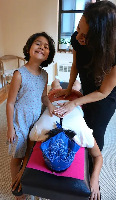 Dr. Sura Corrigan Chiropractic & Holistic Family Wellbeing Picture 5