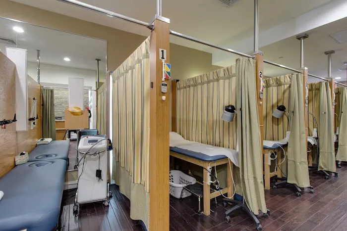 Dr. Sangwoo Mah, Chiropractor. Dr. 마 상우 Picture 10