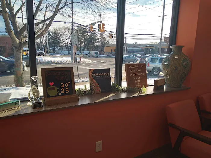 Oakland Spine & Physical Therapy Picture 2