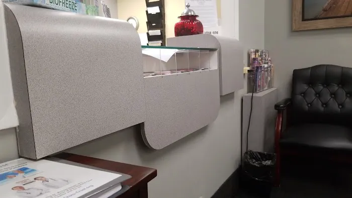 Sound Sports & Family Chiropractic Picture 3