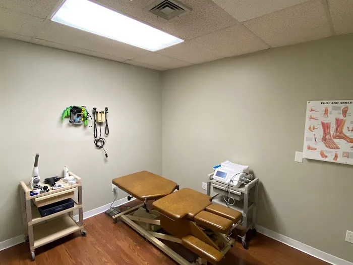 SPINOUS Chiropractic and Spinal Decompression Picture 2