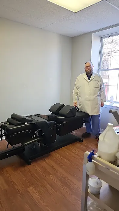 SPINOUS Chiropractic and Spinal Decompression Picture 4