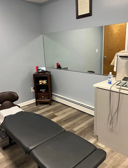 Nguyen Chiropractic and Acupuncture Wellness Picture 2