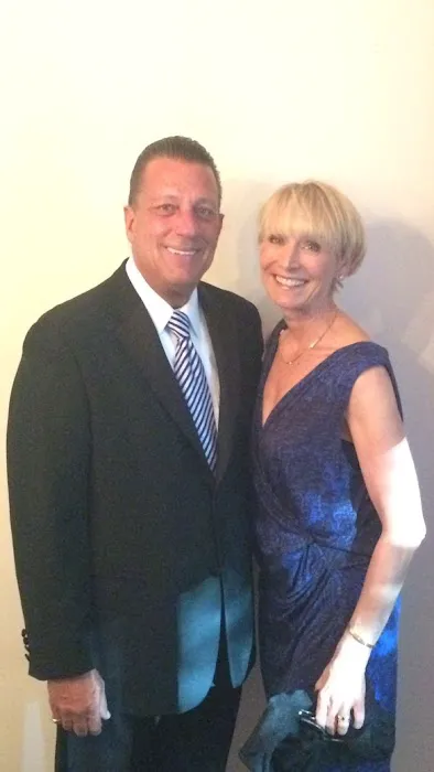 Smatt Family Chiropractic Drs. Lori & Michael Smatt Picture 1