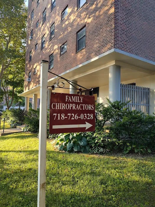 Family Chiropractors Picture 1