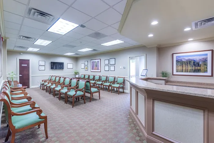 Northeastern Spinal Health & Rehabilitation Picture 3