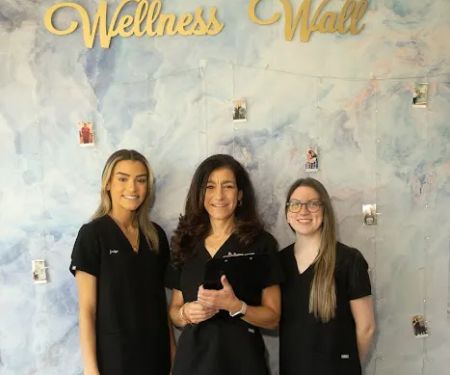 Dr. Suzi Schulman - Chiropractor