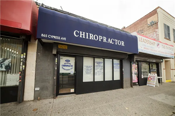 Queens Chiropractic Associates and Physical Therapy Picture 3