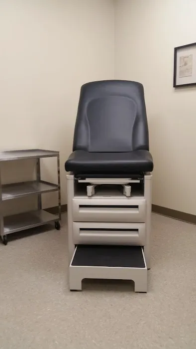 Dr. Campbell, Chiropractic & Spinal Decompression Picture 6