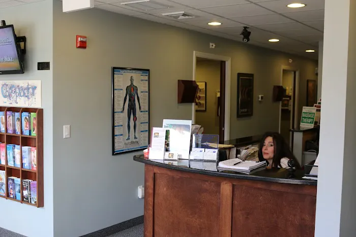 Chiropractic Family & Sports Injury Wellness Center Picture 3
