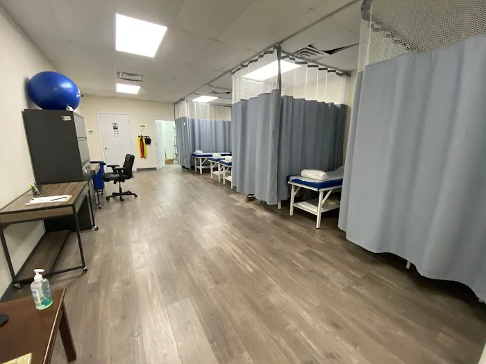 BOUNCE PHYSICAL THERAPY Picture 3