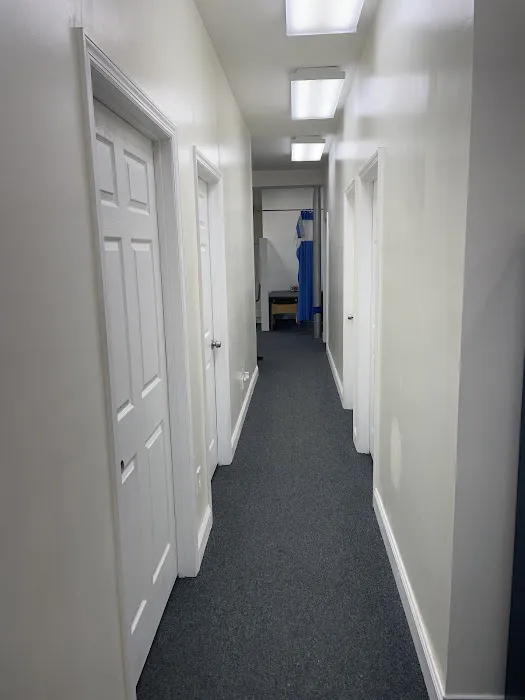 ELC CHIROPRACTIC Picture 3