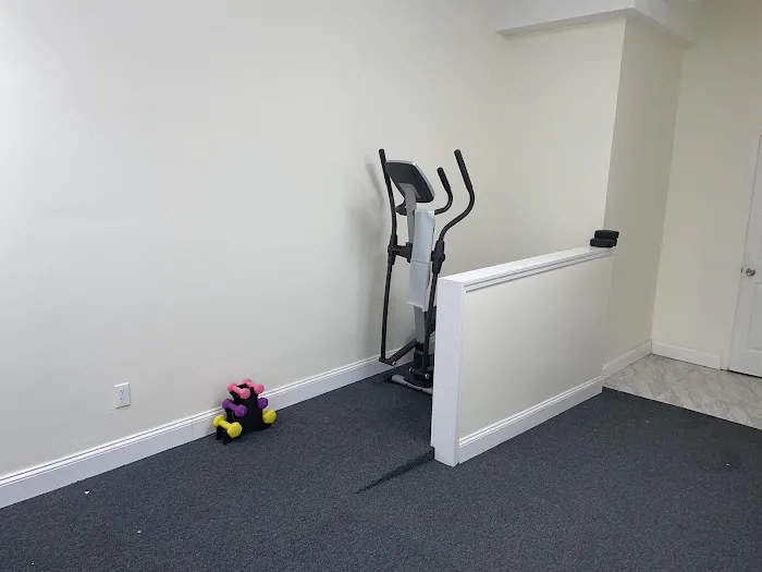 ELC CHIROPRACTIC Picture 7