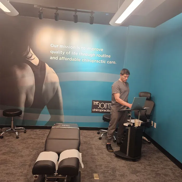 The Joint Chiropractic Picture 4
