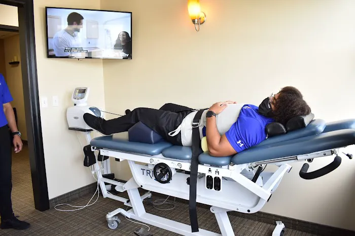 Oakland Spine & Physical Therapy Picture 2