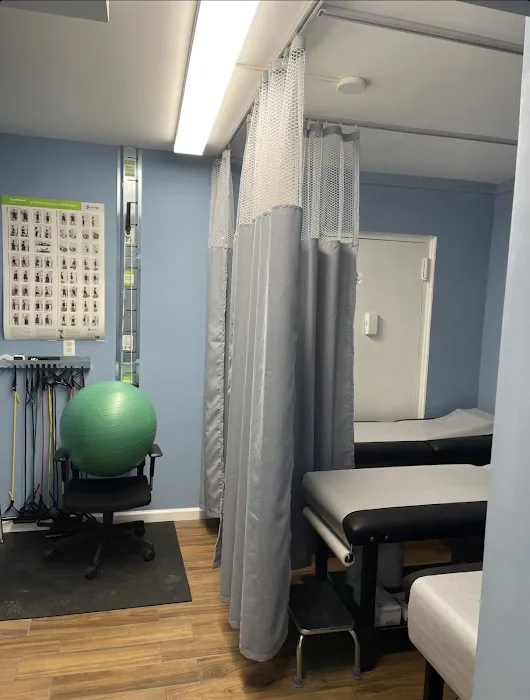 Spine clinic Picture 7