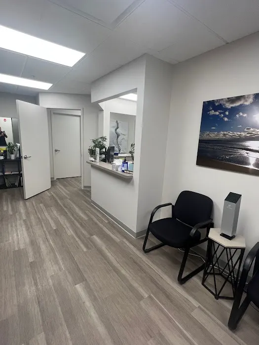 Advanced Chiropractic & Wellness LLC Picture 9