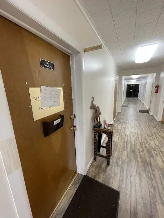 Dizon Chiropractic Picture 3