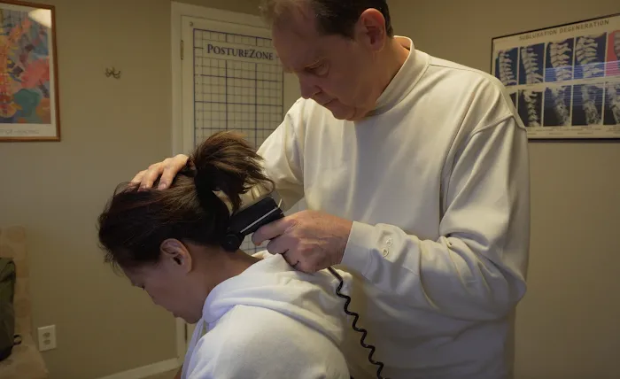 Suburban Chiropractic Picture 4