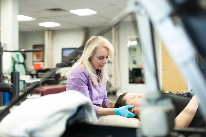 Advanced Sports Medicine and Physical Therapy Picture 6