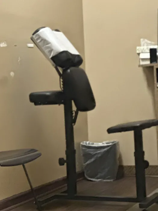 The Brooklyn Spine Center - Disc Centers of America Brooklyn Picture 3