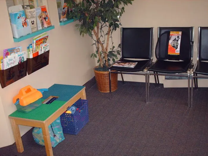 Family Chiropractors of Montclair Picture 2