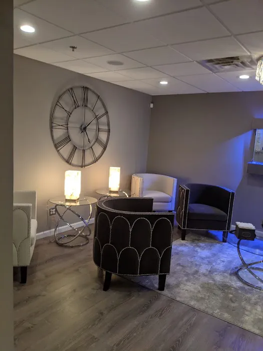 Fairfield Chiropractor & Physical Therapy at Mecca Integrated Medical Center Picture 6