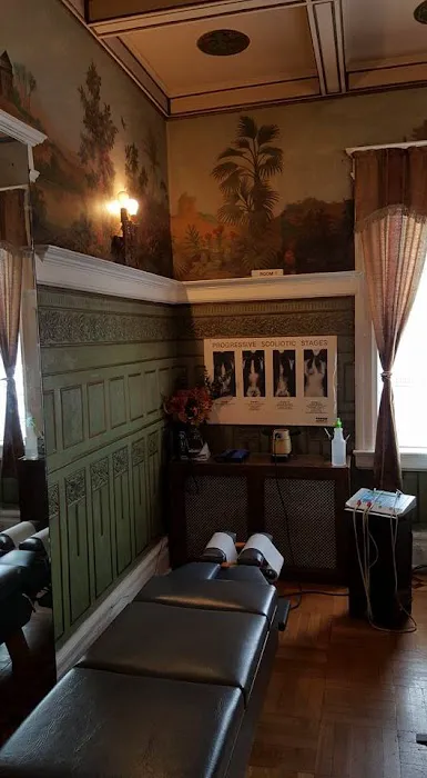 Castle Chiropractic Center Picture 3