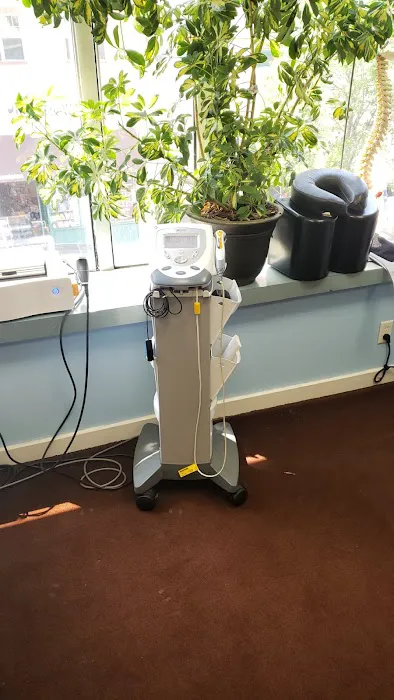 Eshanov Chiropractic Picture 3