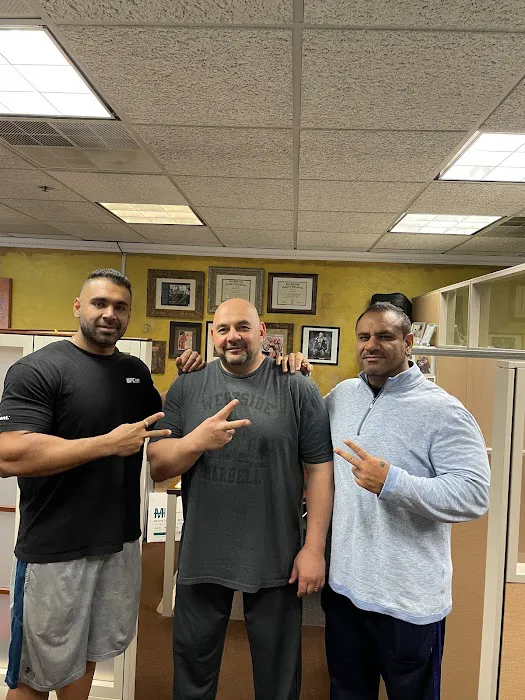 Eshanov Chiropractic Picture 7