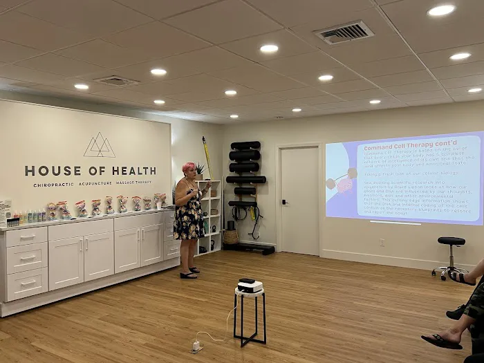 House of Health - Chiropractic, Acupuncture & Massage Therapy - Dr. Caitlin Brown Picture 4