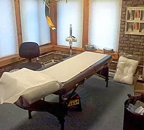 Goldfarb Chiropractic and Acupuncture Center Picture 1