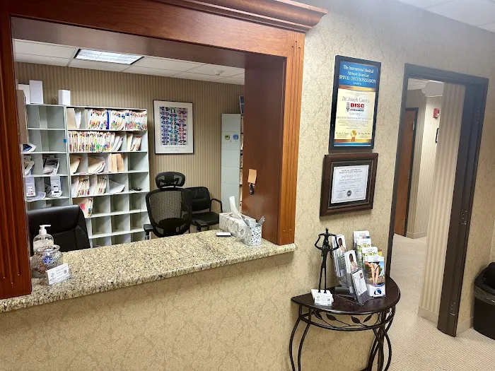 Disc, Sport and Spine Center of Morris Picture 4