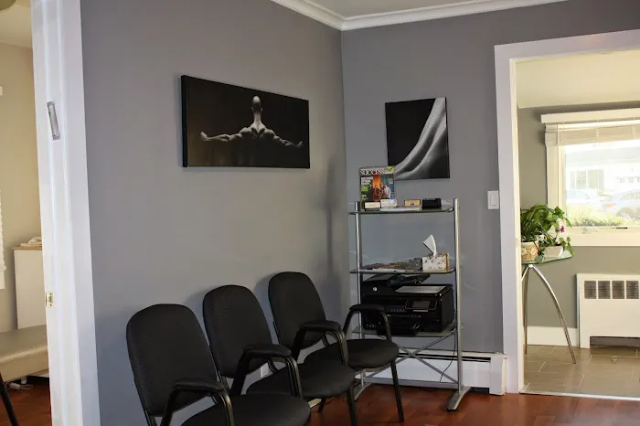 East Hills Chiropractic, PLLC Picture 7