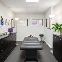 Dr. Bonnie Liakos ico