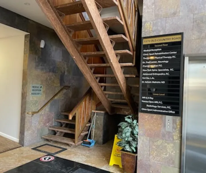 Dr. Ronald Mazza - Chiro-Sport Rehabilitation - Westbury Picture 5