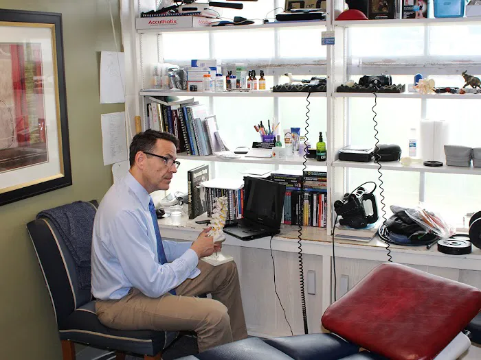 Salem Chiropractic Center Picture 5