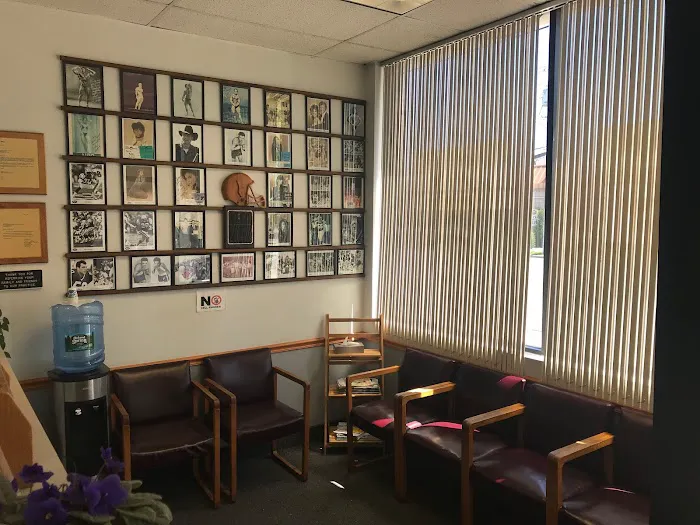 Dr. Michael P. Brass Picture 3