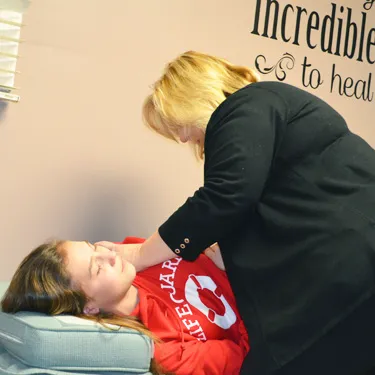 Healing Hands Chiropractic Picture 5