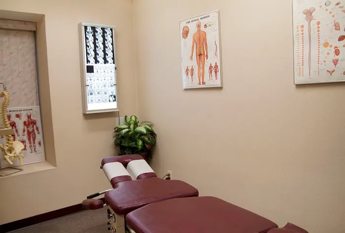 Michael Baremboym, Chiropractor - Advanced Chiropractic Health Care Picture 1