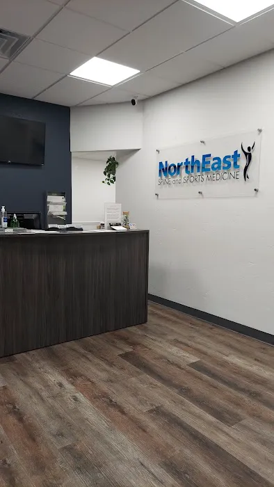 NorthEast Spine & Sports Medicine: Chiropractor & Physical Therapy Picture 2