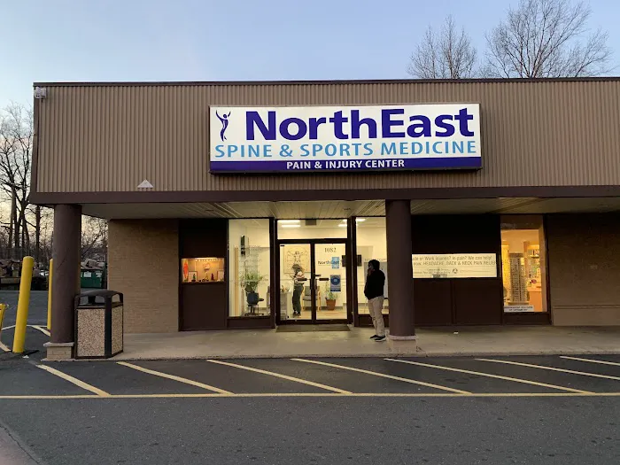 NorthEast Spine & Sports Medicine: Chiropractor & Physical Therapy Picture 4