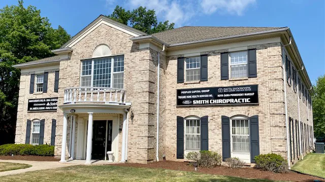 Smith Chiropractic Family Care & Sports Injury Center Picture 3