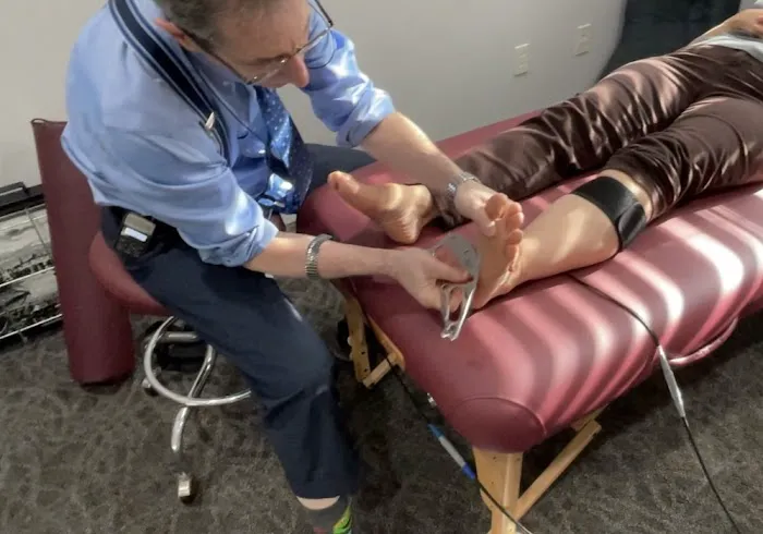 DeFabio Chiropractic & Sports Rehab Picture 5