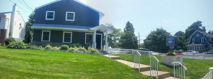 Wantagh Woods Chiropractic & Wellness - Barbara Rosinsky DC Picture 4