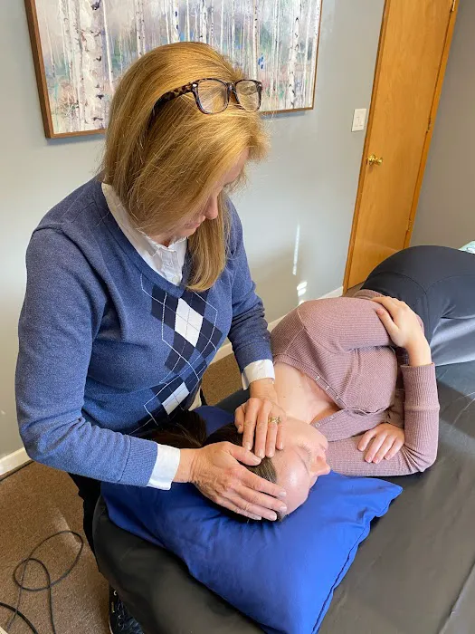 Dr. Clare Larkin Picture 3