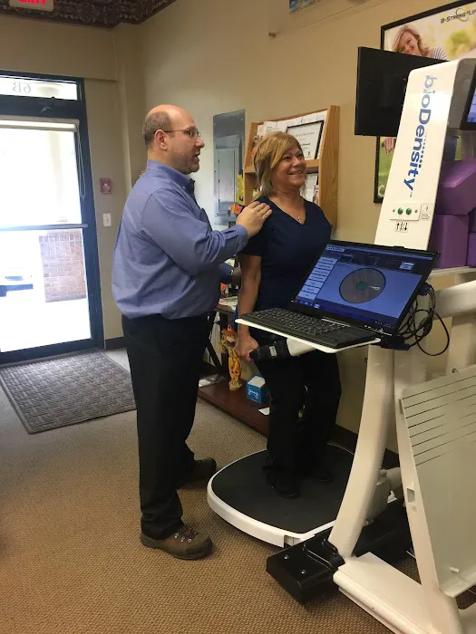 Siskin Family Chiropractic Picture 3