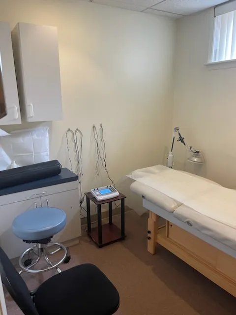 Broadway Chiropractic | Dr. Michael Gramse | Physical Therapy & Chiropractic Picture 4